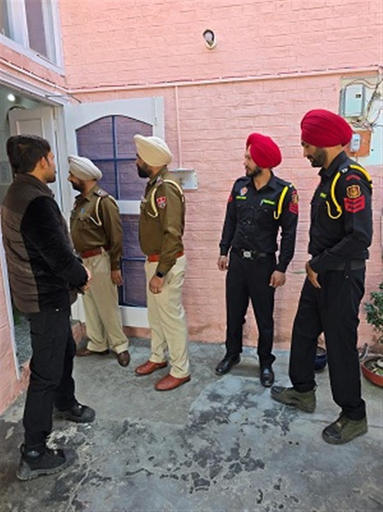 Jail superintendent among five jail officials & two inmates of Hoshiarpur central jail booked on charges of drug trafficking