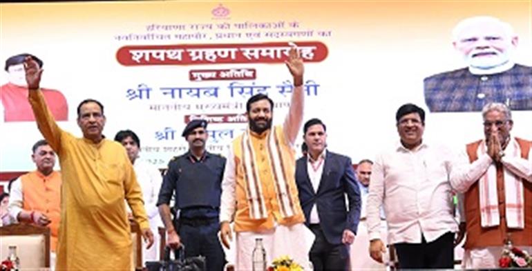 All public representatives must work in mission mode for cleanliness, drug de-addiction: CM