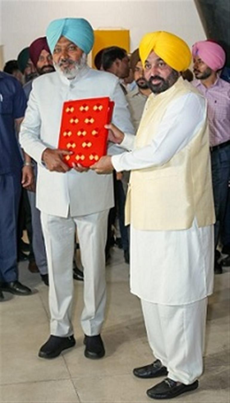 Punjab Unveils  Budget for FY 2025-26: Rs 2,36,080CR allocated 