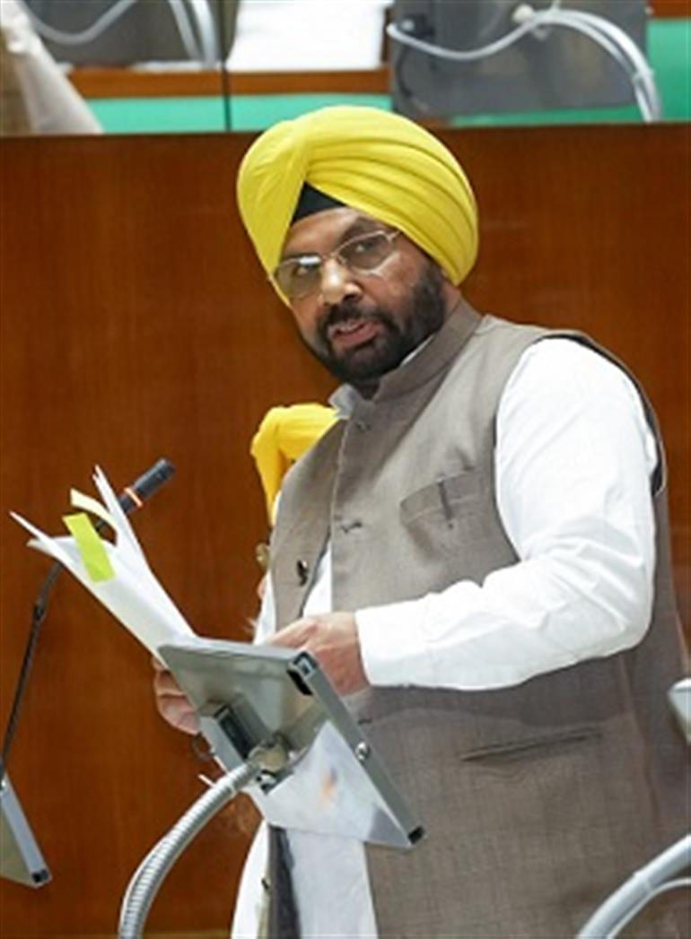 Mansa to Bhikhi road strengthened soon : Harbhajan Singh 