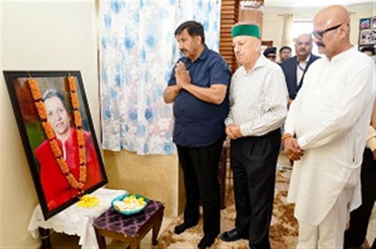 Himachal : Deputy CM expresses condolences on demise of Renu Sethi