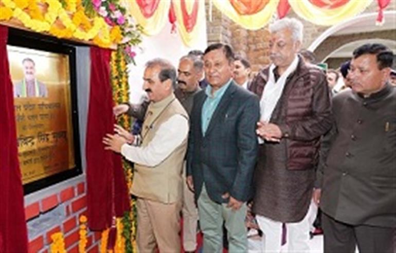 Himachal : CM Sukhu lays foundation stone of Ellerslie Building Phase-II