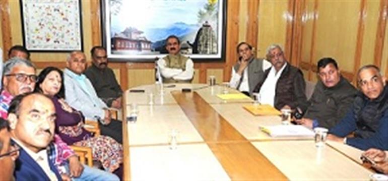 Himachal : CM reviews plans for Grand New Complex in Sabzi Mandi area, Shimla