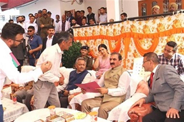 Chief Minister listens to public grievances in village Daro Deoria of district Sirmaur
