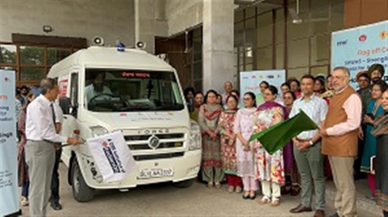 Dr Balbir Singh Flags Off Van equipped with Handheld X-Ray Machines and fluorescent microscope