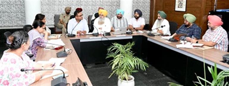 Punjab&39;s cotton cultivation witnesses 20% surge, reaches 2.98 lakh acres : Khudian