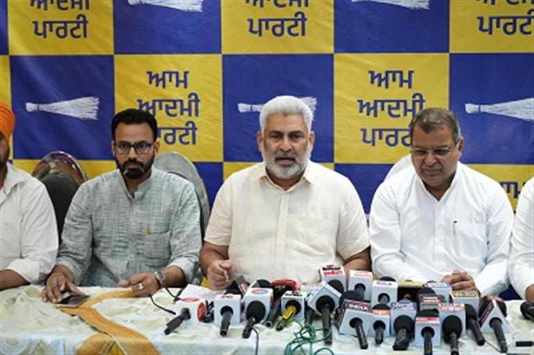 BJP Punjab&39;s Model is Selling Punjab&39;s Pride at the Feet of "Modi Darbar": Kataruchakk