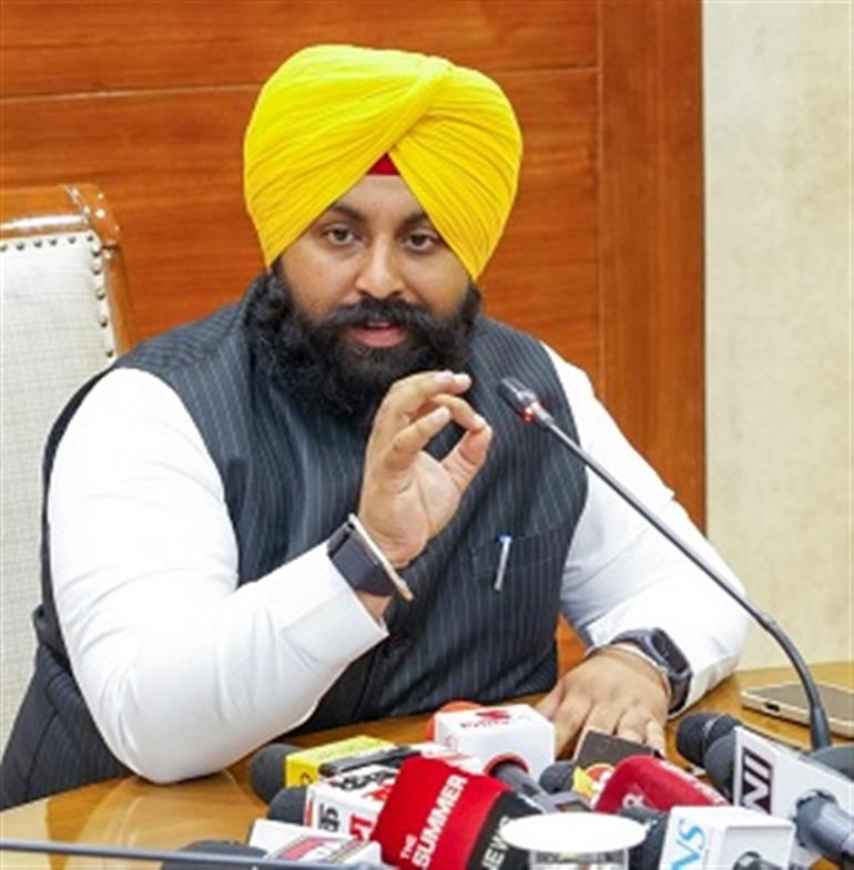 600 Govt school students selected for JEE & NEET coaching in residential coaching camp