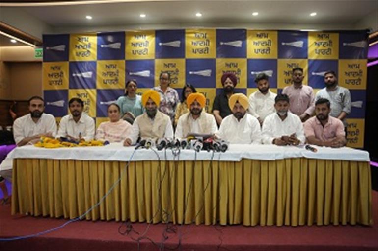 Setback for Congress and BJP in Ludhiana West, Hundreds Join AAP
