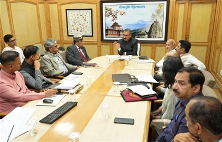 Himachal : CM directs to form dairy cooperative societies on a mission mode