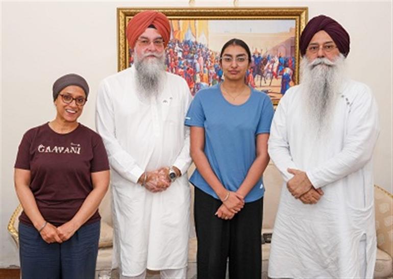 Speaker holds meeting with Baldeep Singh & Navpreet Kaur