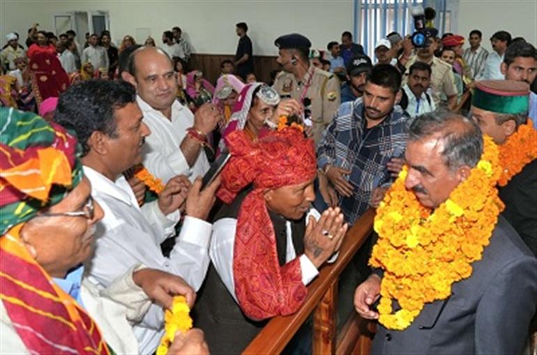 Himachal : Government mulls to enhance MSP for wool in next Budget: CM