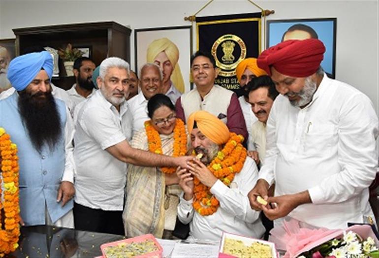 Jasvir Singh Sekhon takes charge as Member PSFC 