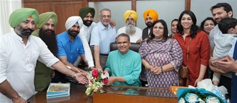 Sanjeev Arora assumes charge as IC, IP & NRI Affairs Minister