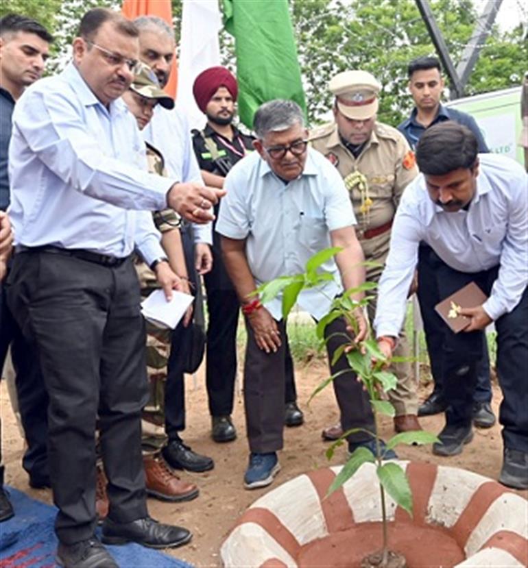 Punjab Governor launches Mega Tree Plantation Drive at Punjab & Haryana Civil Secretariat