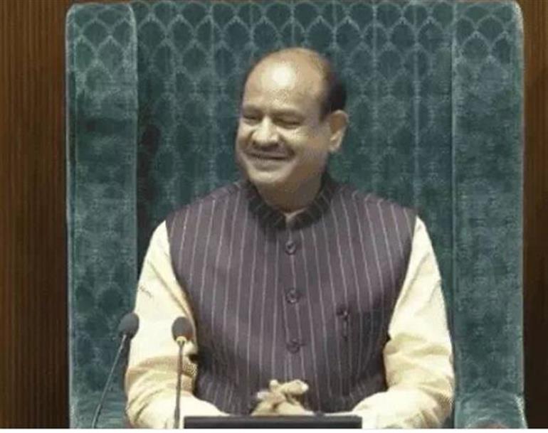 Municipal Representatives Visit Old & New Parliament, Interact with LS Speaker Om Birla