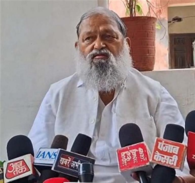 Anil Vij in Full Action Mode, 6 Discoms Employees Suspended for Negligence