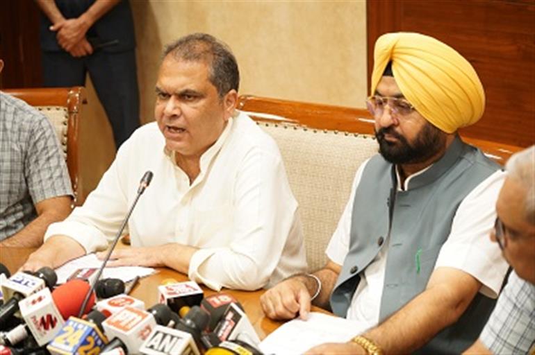 Govt fulfils two out of 12 promises made at onset of &39;Udyog Kranti&39; in less than month