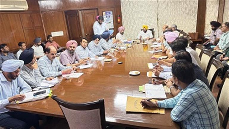 378 Road groups under special repair, 325 KM roads upgraded : Harbhajan Singh