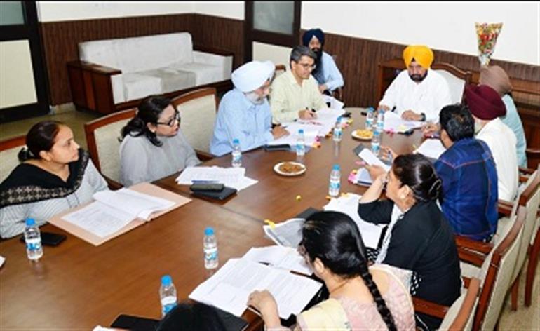 Green grain market: 24.5Cr solar project for 4 districts mandis to save 3.5Cr annually