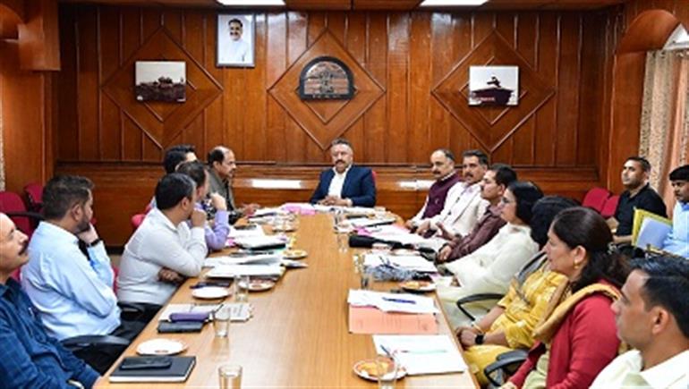 Himachal : EM directs speedy restoration of damaged schools and colleges in disaster hit areas