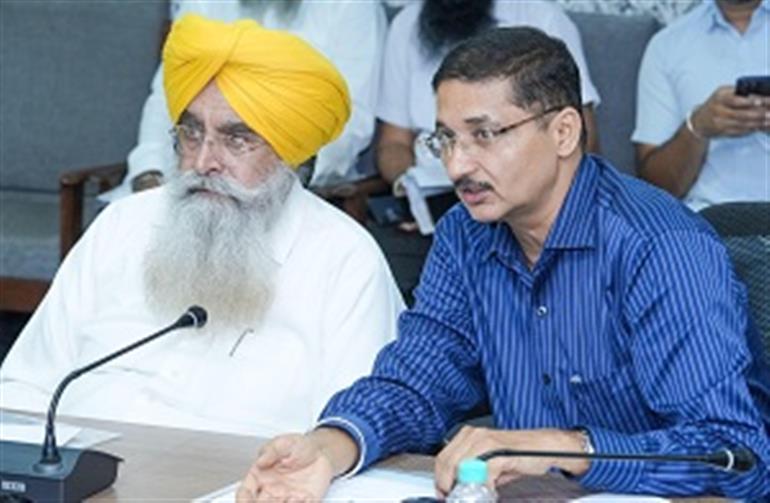 Punjab conducts 22.26Lakh artificial inseminations, Procures 3.75Lakh doses of sexed semen to boost diary farming: Khudian