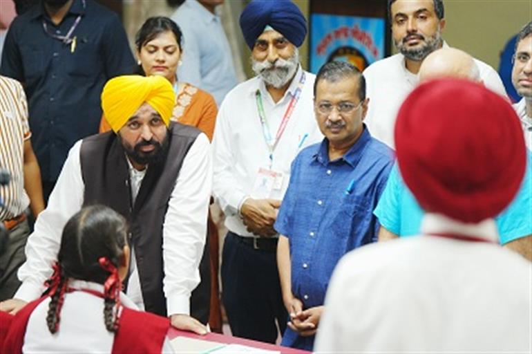 CM Mann & Kejriwal launch anti-drug curriculum to be introduced in schools
