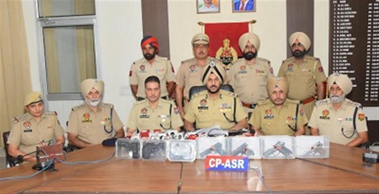 Big blow to cross border arms smuggling network; Juvenile among 4 held with 7 Pistols