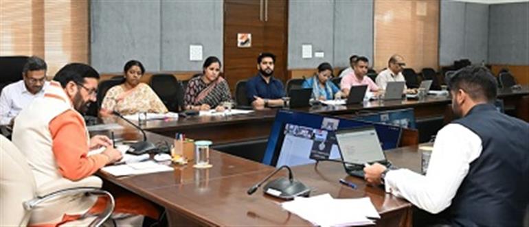 DCs to treat every complaint with utmost seriousness, Ensure timely resolution -CM