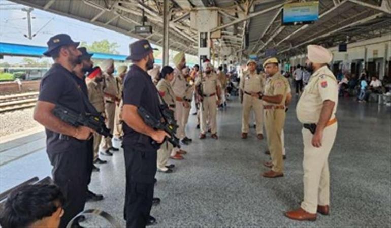 Punjab police conducts checking at 151 Railway stations across state
