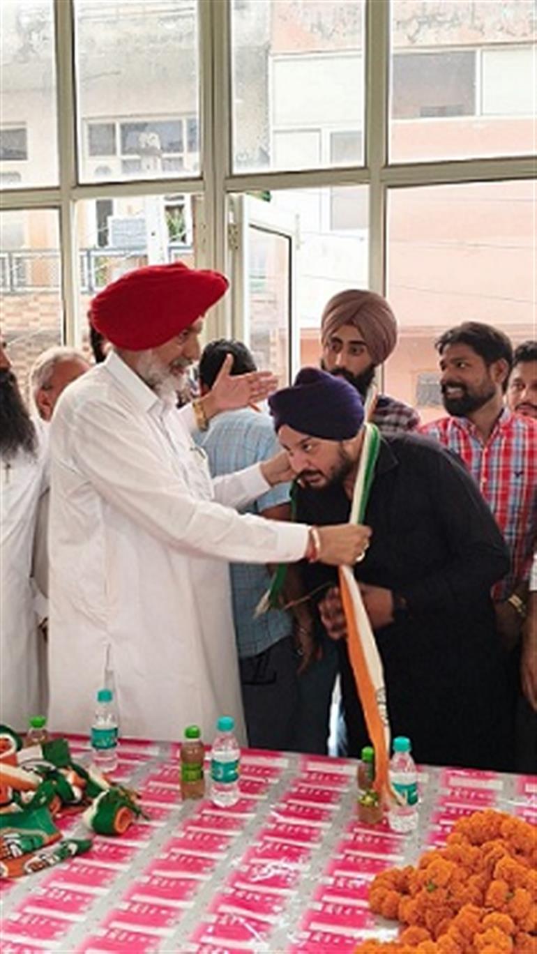 A large number of people joined the Congress in Mataur