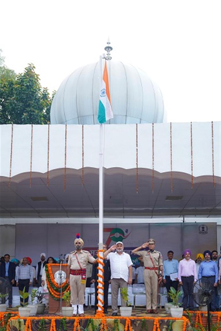 79th Independence Day :  Kataruchak hoists National Tricolour in Tarn Taran