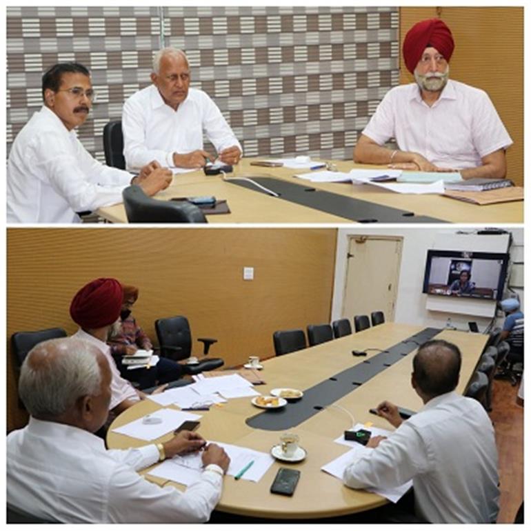 Keep strict 24x7 vigil along rivers embankments : Brinder Goyal