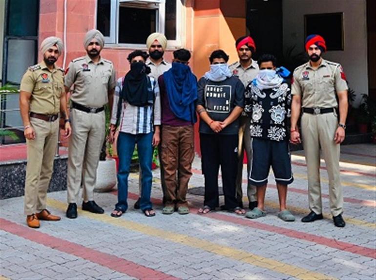 Inter state mule account racket involve in cyber crime financial fraud busted; Four held with 10.96L cash