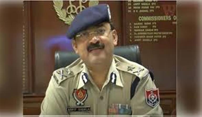 Police along with NDRF, SDRF & army intensify rescue operations at flood-hit districts