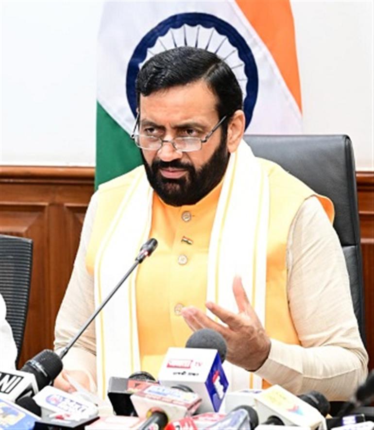 Consolidation issue to be resolved soon; Govt taking concrete steps for simplification: CM