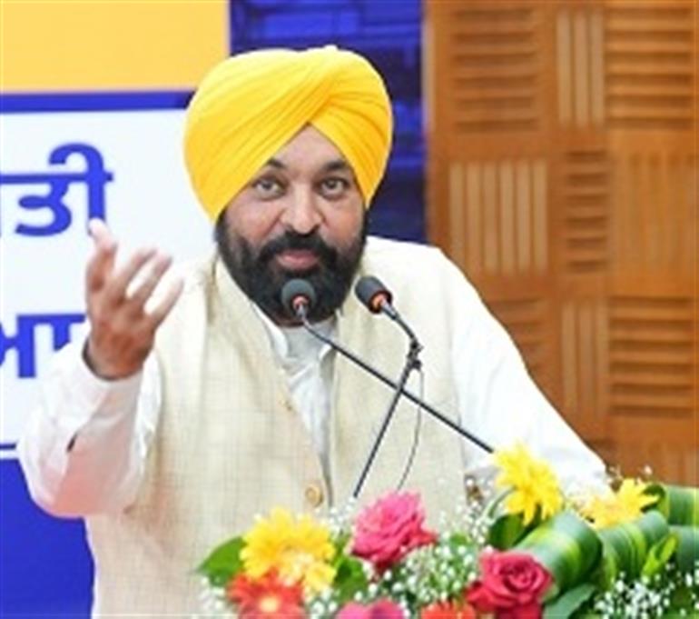 In a Humanitarian Gesture, CM, Cabinet Ministers, and All AAP MLAs to Donate One Month’s Salary for Flood Relief