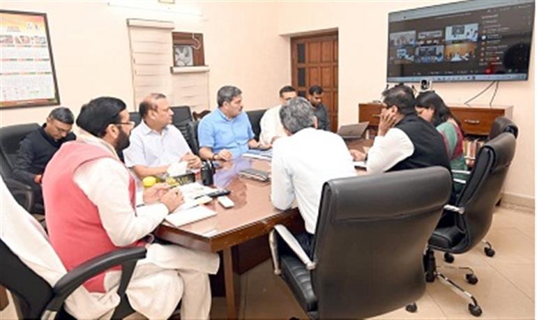 CM Saini holds meeting with DC&39;s, reviews rain and flood situation