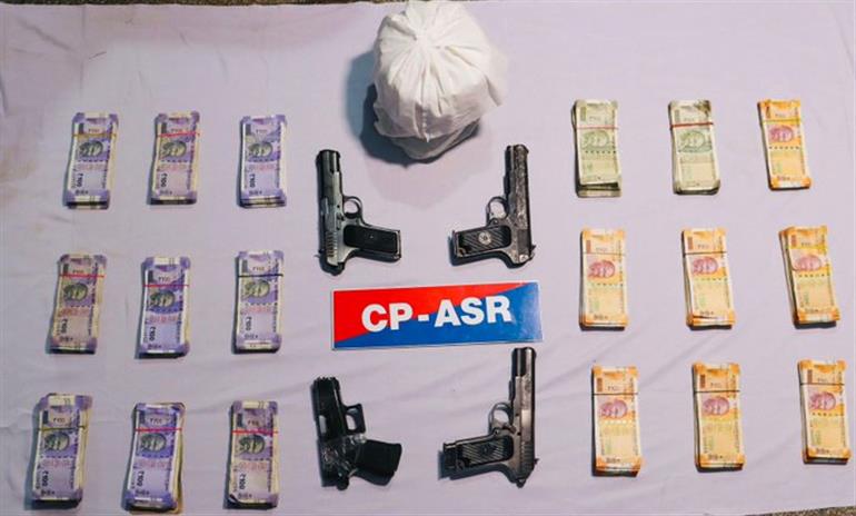 Cross-Border smuggling racket busted; Three held with 2.02kg Heroin, 3.5L Drug money and 4 Pistols