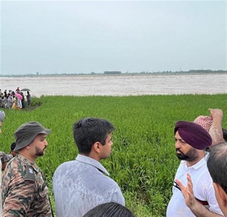 Punjab : 196 Relief camps operatinal with an increase of 29 to accommodate flood-affected peoole : Mundian