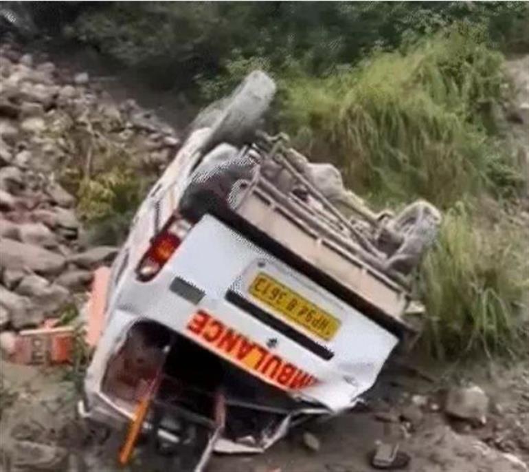 CM expresses grief over loss of lives in Una road accident