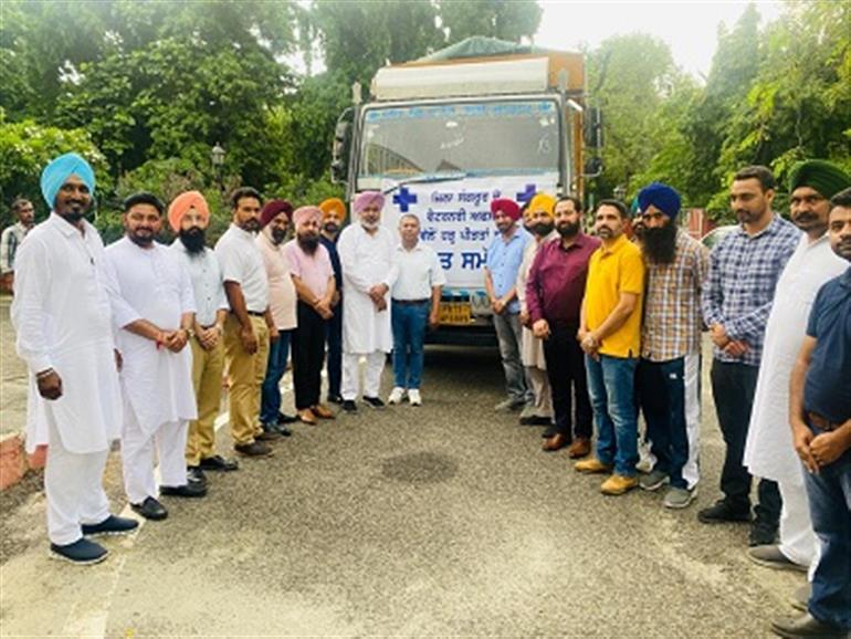 Punjab govt & people unitedly combating flood fury