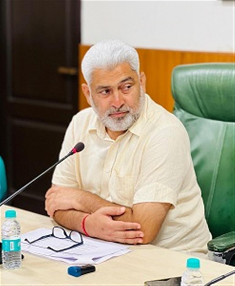 Ensure adequate medical facilities & hygenic conditions in mandis of flood ravaged areas: Kataruchak