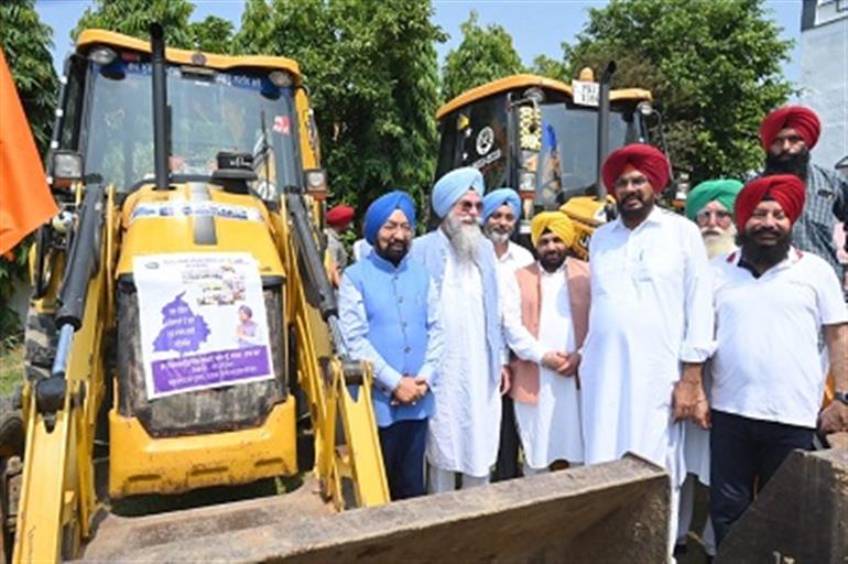 Punjab Govt intensifies efforts at ground level for rehabilitation of flood ravaged people