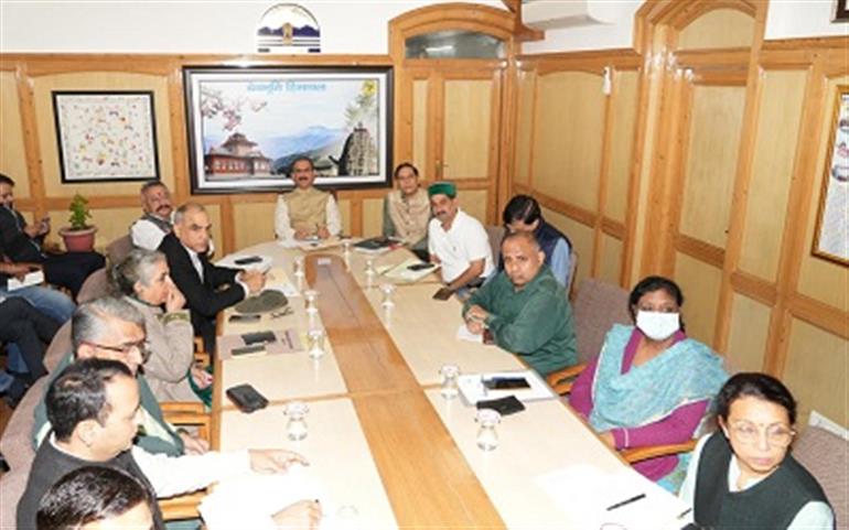 Himachal : CM reviews rain related damages; Directs swift relief and restoration measures