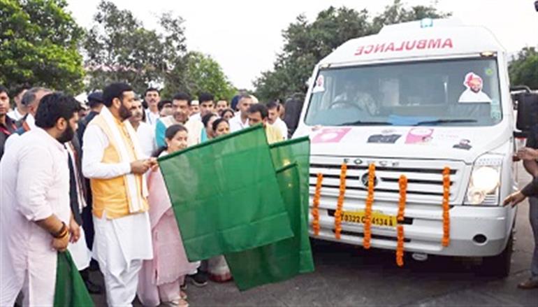 CM Saini flags off nine breast cancer screening vans