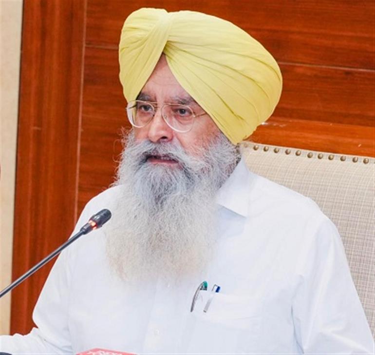 CRM machines just a click away in Punjab; Over 85K machines mapped on &39;Unnat Kisan&39; App
