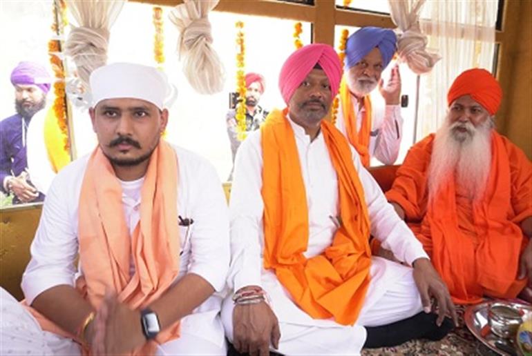 AICC Secretary Danny Bandala Leads Shobha Yatra Honouring Bhagwan Valmiki Ji