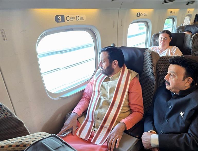 Haryana delegation led by CM Saini travels by Shinkansen Bullet Train to Osaka
