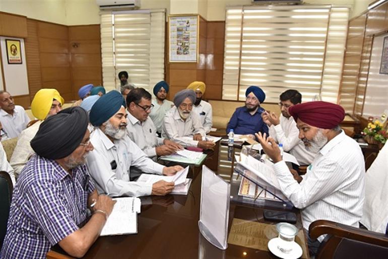 Administrative dept should involve respective union leaders in process of finalising proposals : Cheema